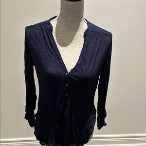 Aritzia Women's Navy Button-Front Lightweight Blouse